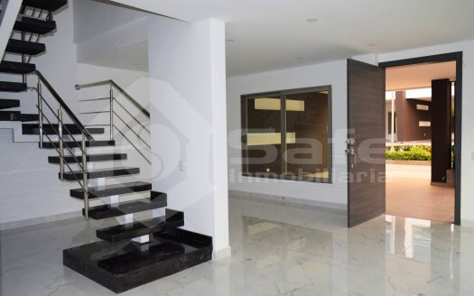 Casa Deluxe en Venta – Bello Horizonte Santa Marta