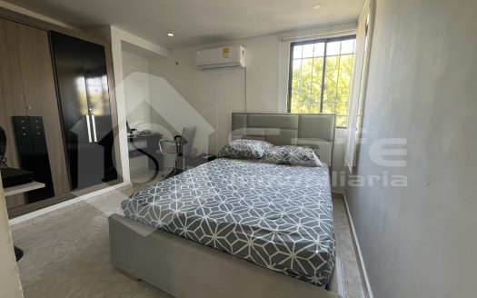 CASA ESQUINERA EN VENTA – SANTA MARTA